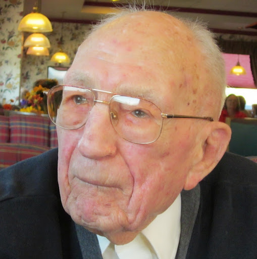 Leonard Winstead Photo 1