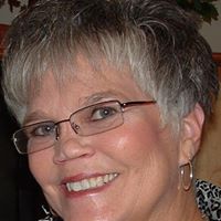 Robyn Roth Photo 15