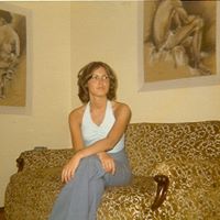 Angie Lambert Photo 14