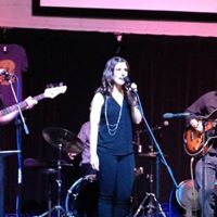 Molly Steele Photo 19