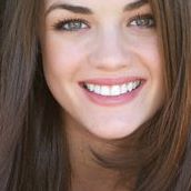 Lucy Alvarez Photo 38