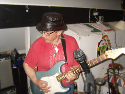 Steve Conway Photo 23
