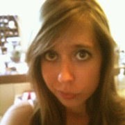 Elizabeth Arnold Photo 33