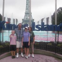 Lindsey Dickinson Photo 31