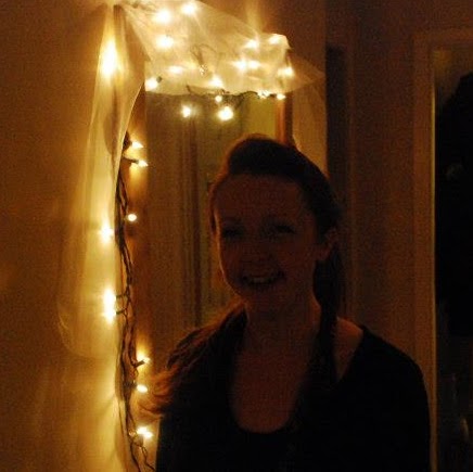 Amy Barker Photo 27