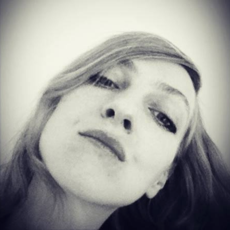 Stephanie Lang Photo 21