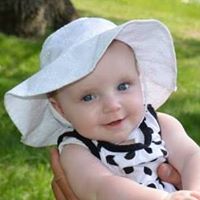 Stephanie Maki Photo 14