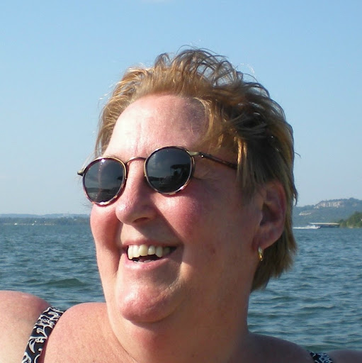 Kathryn Wood Photo 46