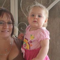 Suzanne Graves Photo 25