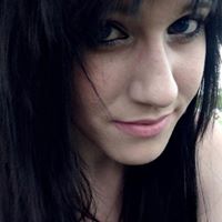 Samantha Roberts Photo 14