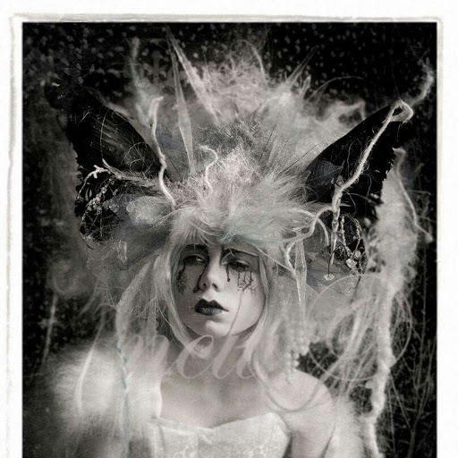 Nadine Wood Photo 29