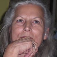 Vicky Patterson Photo 17