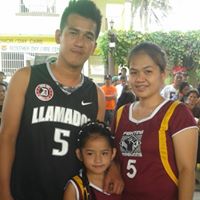 Stephanie Toledo Photo 17
