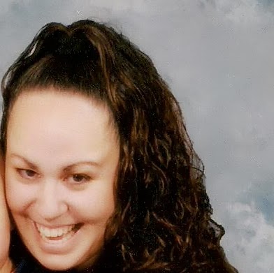 Carrie Hernandez Photo 11