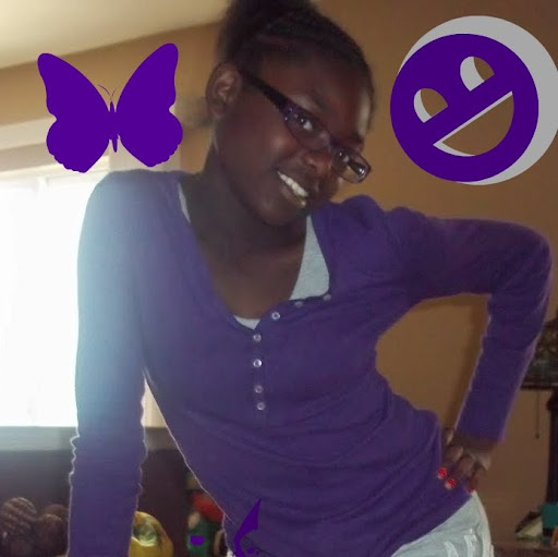 Danielle Calhoun Photo 28