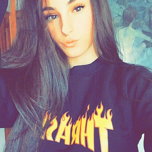 Elisa Marin Photo 13