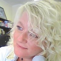 Laura Lind Photo 18
