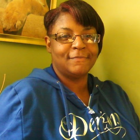 Kim Mathews Photo 32