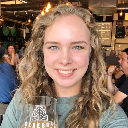 Christina Hobbs Photo 27