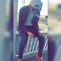 Trevor Andrews Photo 33