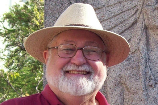 Robert Hollis Photo 17