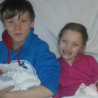 Sarah Hackett Photo 13