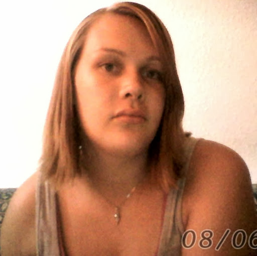 Lisa Petersen Photo 29