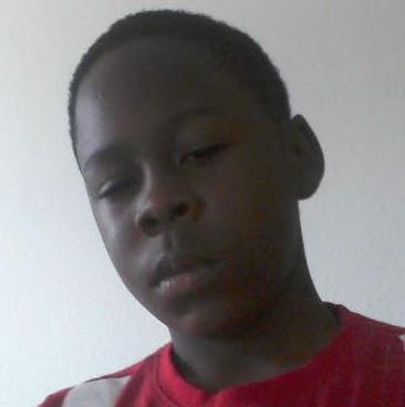 Demetrius Collins Photo 13