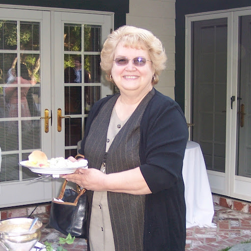 Robin Anderson Photo 16 Robin Anderson Photo 16