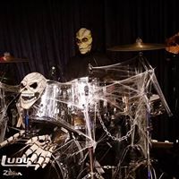 Tim Donahue Photo 13