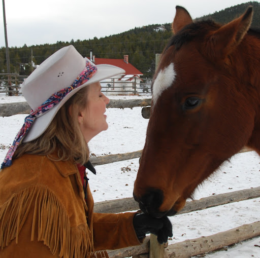 Suzanne Carter Photo 10