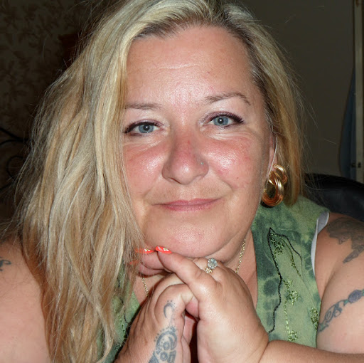 Julie Lane Photo 43
