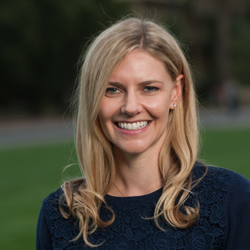 Caroline Jordan Photo 20