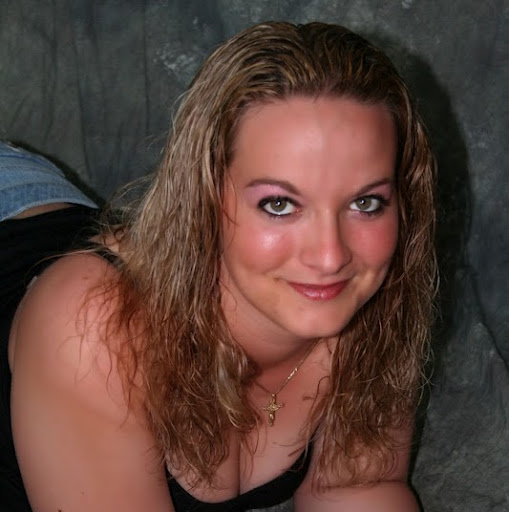 Lisa Rausa Photo 6