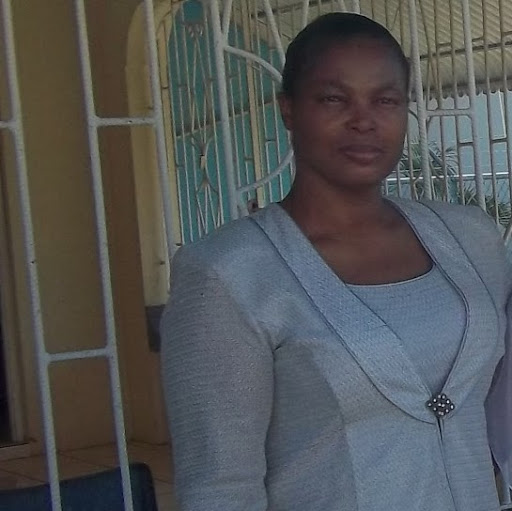 Janet Clement Photo 4