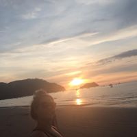 Julia Mcneill Photo 9