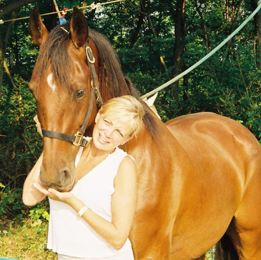 Beverly Morgan Photo 29