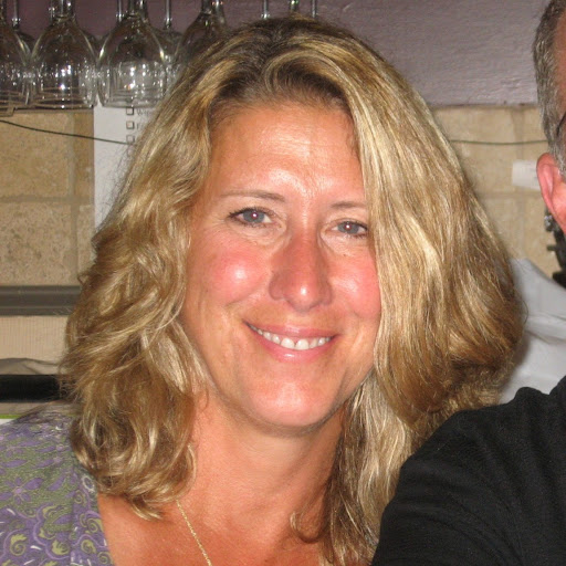 Debbie Daly Photo 26