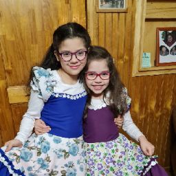 Gloria Lopez Photo 39