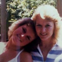 Paula Hicks Photo 25