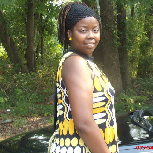 Alisha Davis Photo 13