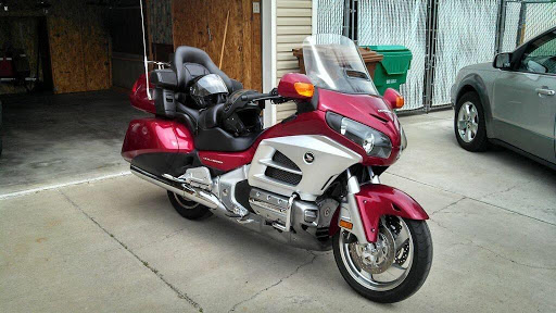 Roger Larkins Photo 12