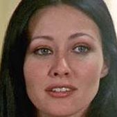 Rosie Thomas Photo 15