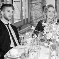 Catherine Dunlop Photo 20