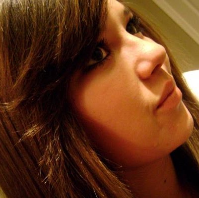 Lindsay Roach Photo 12