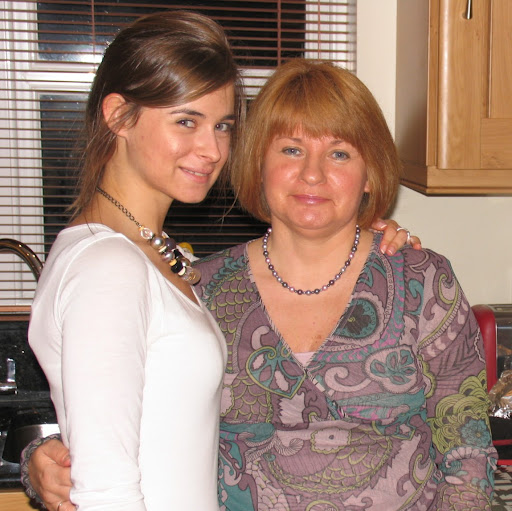 Dorothy Thompson Photo 25