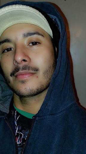 Efrain Guzman Photo 16