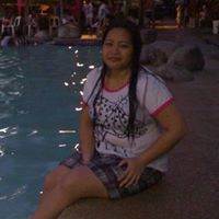 Michelle Dennis Photo 41