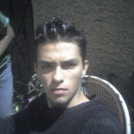 Roberto Pineda Photo 9