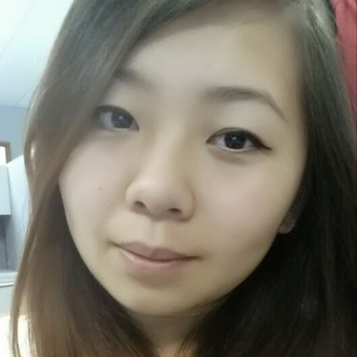 Julie Lee Photo 45